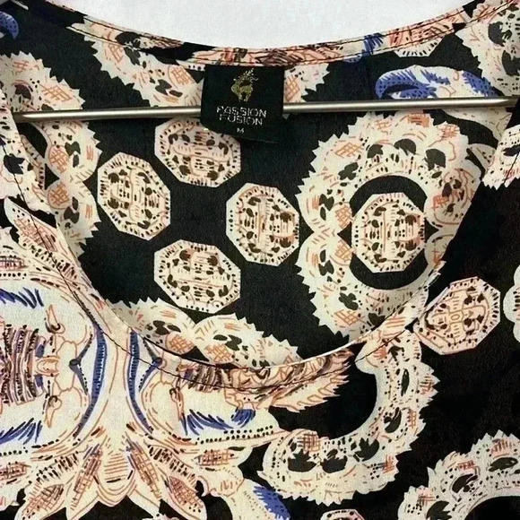 Passion Fusion Womens Mini Dress Black Cream Orange M Short Sleeves Geometric - Picture 3 of 11